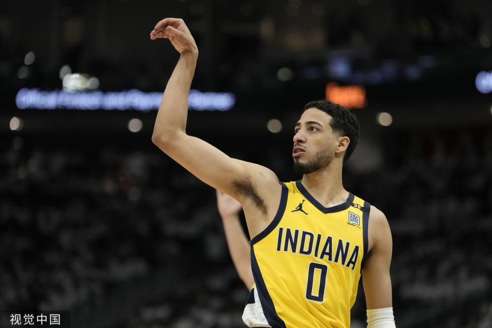 年间勇夺三 年间勇夺三