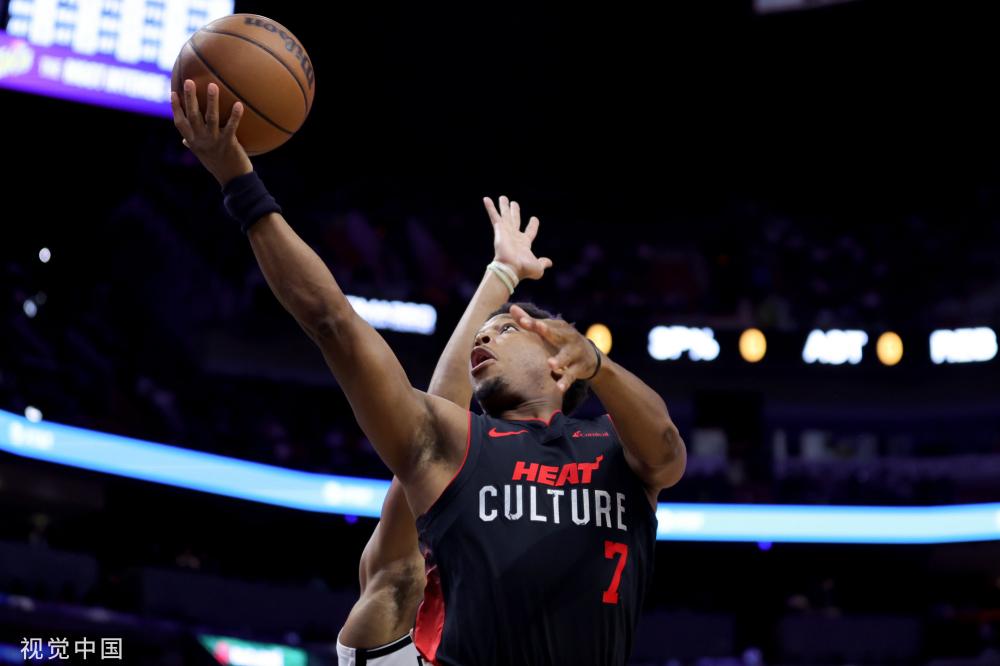 球迷中产生 球迷中产生